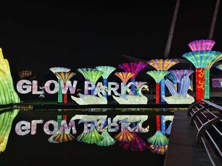 Dubai Garden Glow